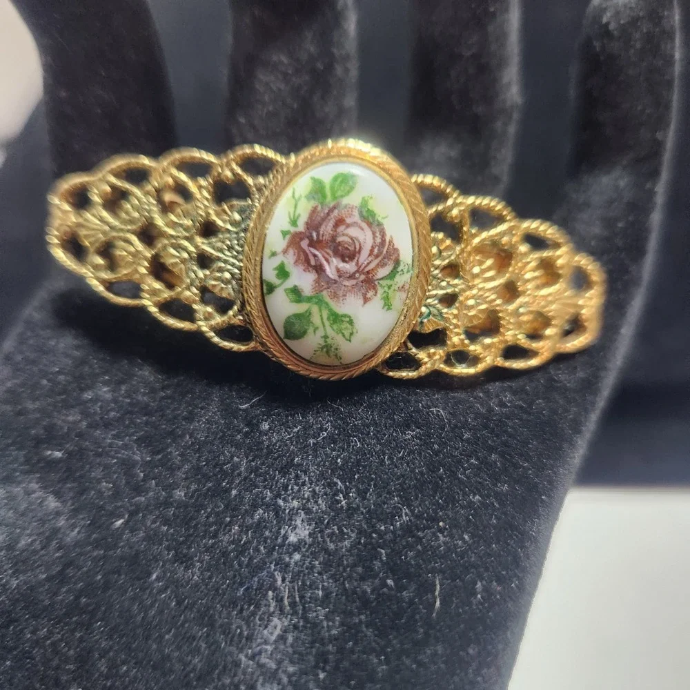 Vintage Gold Tone Filigree Rose Porcelain Cabochon Hair Barrette French Clip